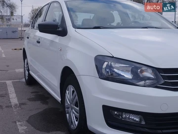 Авто Volkswagen Polo 2018 № 8695909