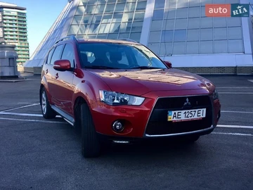 Авто Mitsubishi Outlander 2010 № 8695948
