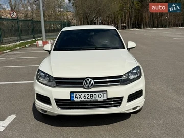 Авто Volkswagen Touareg 2010 № 8695988