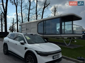 Авто  7X 2025 № 8696191