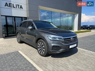 Авто Volkswagen Touareg 2021 № 8696196
