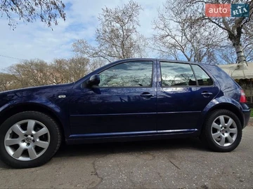 Авто Volkswagen Golf 2003 № 8696371