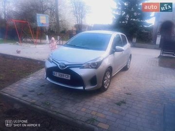 Авто Toyota Yaris 2014 № 8696464