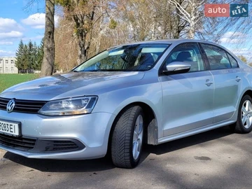 Авто Volkswagen Jetta 2011 № 8696471