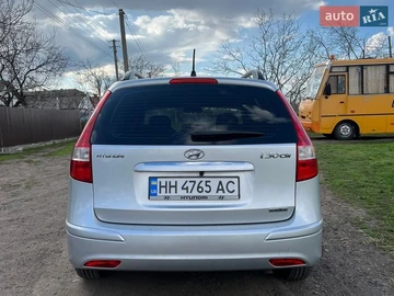 Авто Hyundai I30 2011 № 8696502