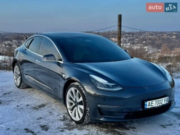 Авто Tesla Model 3 2019 № 8696793
