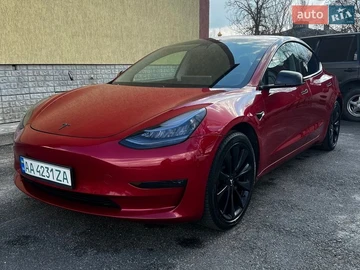 Авто Tesla Model 3 2018 № 8696801