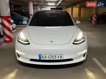 Авто Tesla Model 3 2018 № 8696808