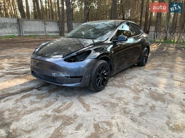 Авто Tesla Model Y 2022 № 8696824