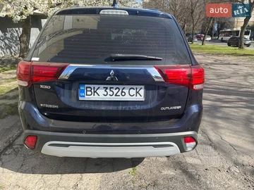 Авто Mitsubishi Outlander 2019 № 8696842