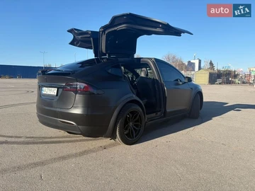 Авто Tesla Model X 2017 № 8696893