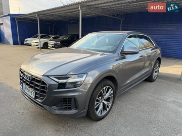 Авто Audi Q8 2019 № 8696929