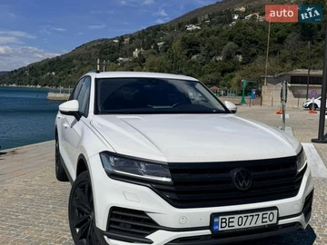 Авто Volkswagen Touareg 2024 № 8696930