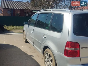 Авто Volkswagen Touran 2003 № 8697210