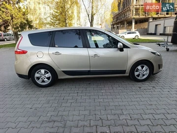 Авто Renault Grand Scenic 2011 № 8697290