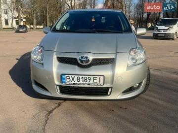 Авто Toyota Auris 2008 № 8697307