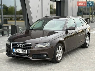 Авто Audi A4 2010 № 8697335