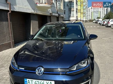 Авто Volkswagen E-Golf 2015 № 8697467