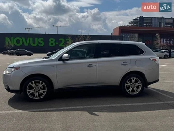 Авто Mitsubishi Outlander 2013 № 8697513