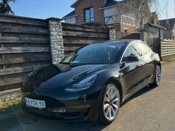 Авто Tesla Model 3 2020 № 8697604