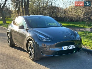 Авто Tesla Model Y 2024 № 8697683