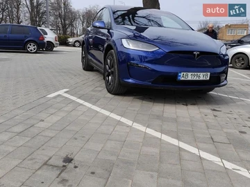 Авто Tesla Model X 2024 № 8697999