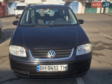 Авто Volkswagen Touran 2006 № 8698152