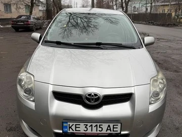 Авто Toyota Auris 2008 № 8698268
