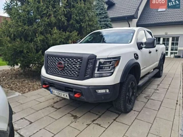 Авто Nissan Titan 2016 № 8698440