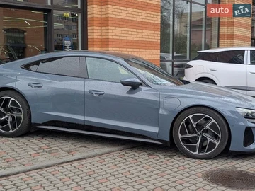Авто Audi E-Tron Gt 2021 № 8698811
