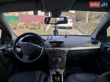 Авто Opel Astra 2006 № 8699291