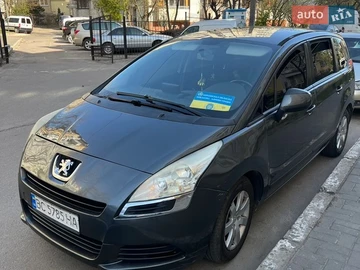 Авто Peugeot 5008 2013 № 8699433