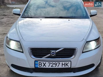 Авто Volvo S40 2010 № 8699453