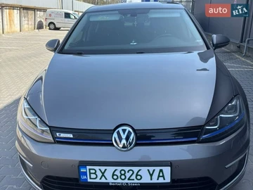 Авто Volkswagen E-Golf 2016 № 8699469
