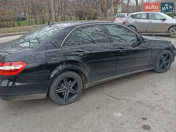 Авто Mercedes E-Class 2011 № 8700160