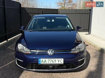 Авто Volkswagen E-Golf 2019 № 8700191