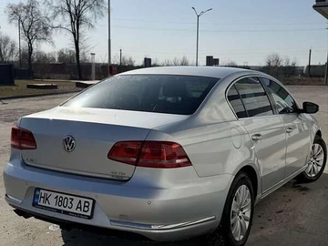 Авто Volkswagen Passat 2011 № 8700192