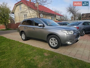 Авто Mitsubishi Outlander 2013 № 8700421