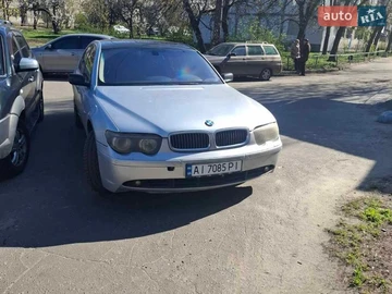 Авто BMW 7 Series 2002 № 8700705