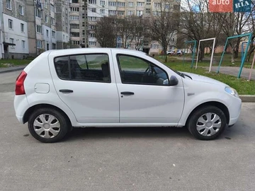 Авто Dacia Sandero 2011 № 8700715