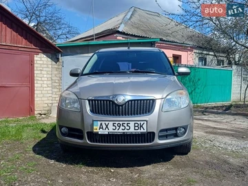 Авто Skoda Roomster 2008 № 8700865