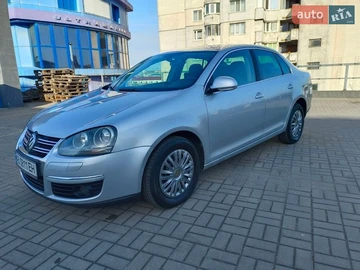Авто Volkswagen Jetta 2006 № 8700875