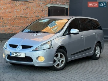Авто Mitsubishi Grandis 2010 № 8700890