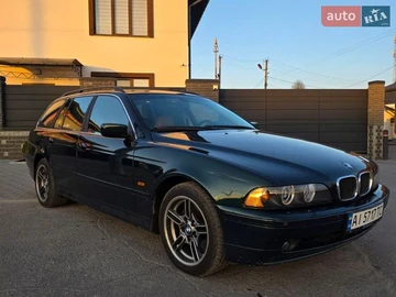Авто BMW 5 Series 2002 № 8700908