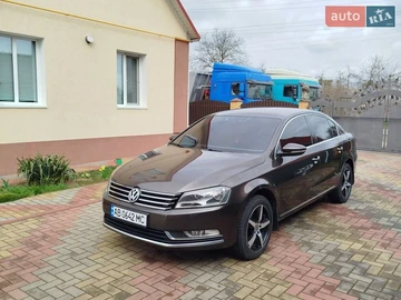 Авто Volkswagen Passat 2012 № 8701074