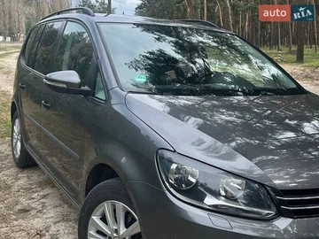 Авто Volkswagen Touran 2012 № 8701076