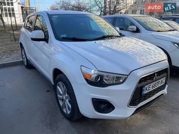 Авто Mitsubishi Outlander 2015 № 8701093