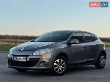 Авто Renault Megane 2010 № 8701177