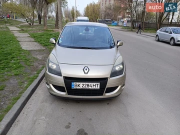 Авто Renault Scenic 2010 № 8701183