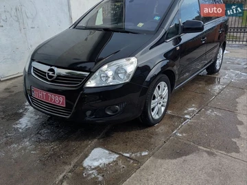 Авто Opel Zafira 2010 № 8701327